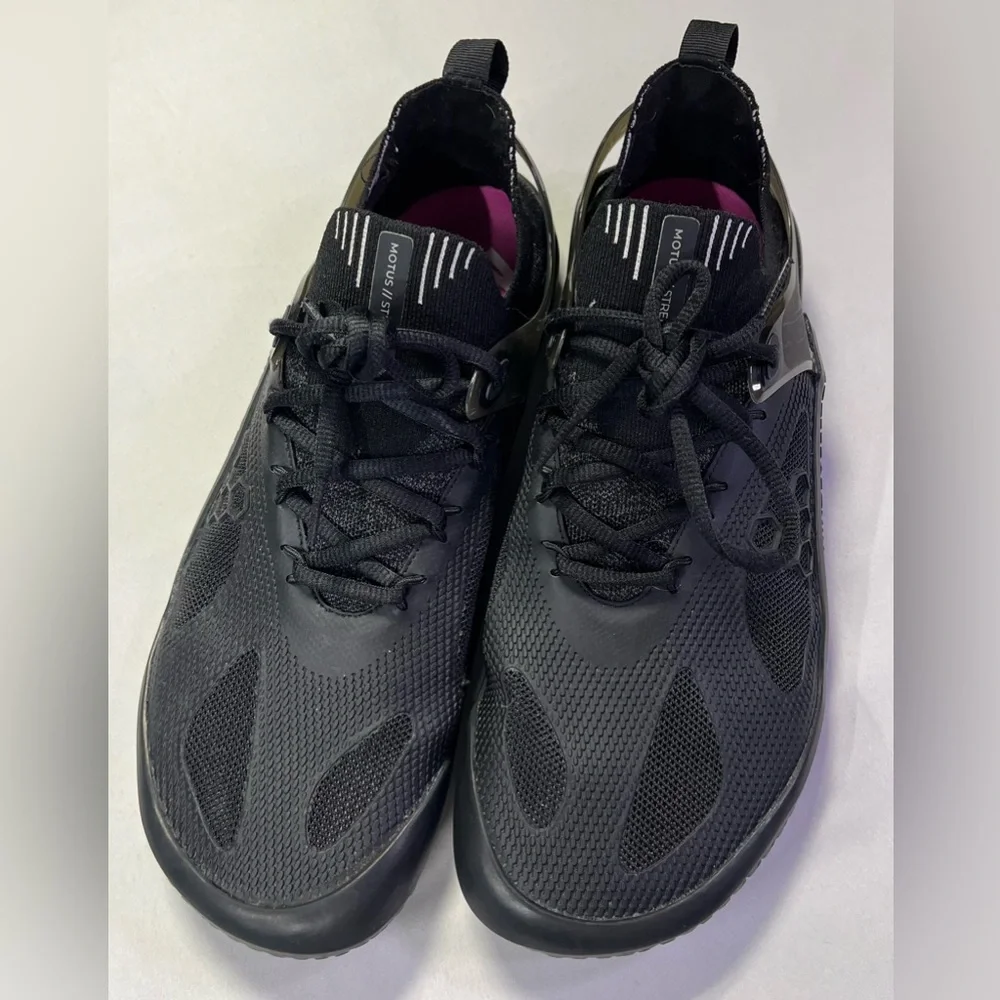 EUC Vivobarefoot MOTUS STRENGTH Size US Women's 10.5/EU 42 Black - Picture 4 of 9